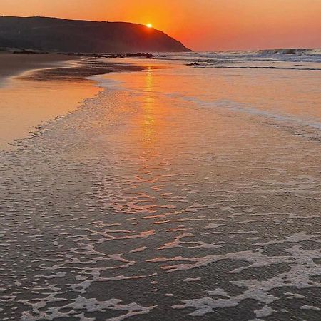 Linga Futhi Beach Cottages Port Saint Johnʼs 外观 照片
